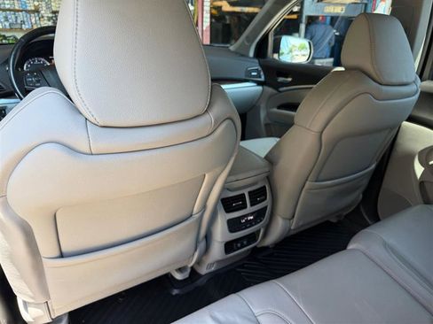 Used 2018 Acura MDX SH-AWD w/ Technology Package image 37