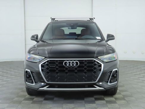 Used 2023 Audi Q5 2.0T Premium Plus w/ Premium Plus Package image 2