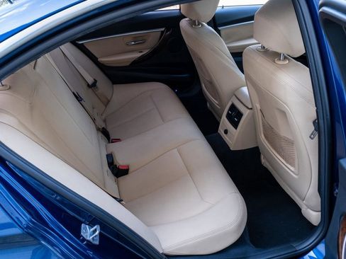 Used 2018 BMW 330i xDrive Sedan w/ Convenience Package AWD/4WD image 30