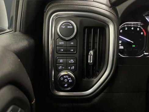 Used 2022 GMC Sierra 1500 AT4 image 23