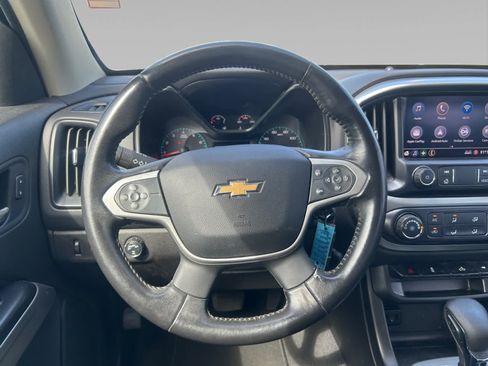 Used 2022 Chevrolet Colorado LT w/ LT Convenience Package AWD/4WD image 12