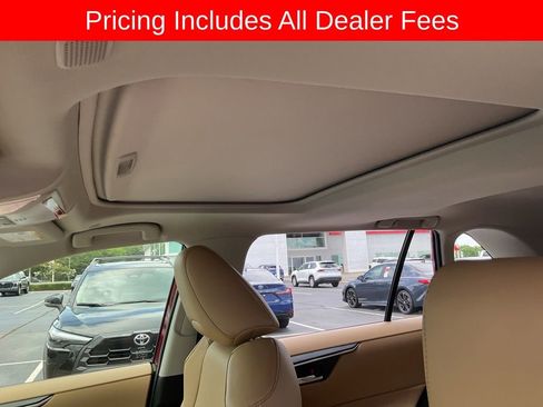 Used 2023 Toyota RAV4 XLE Premium AWD/4WD image 5