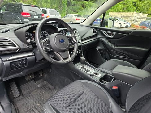 Used 2019 Subaru Forester Premium AWD/4WD image 11