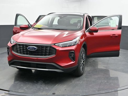 New 2026 Ford Escape SE image 55