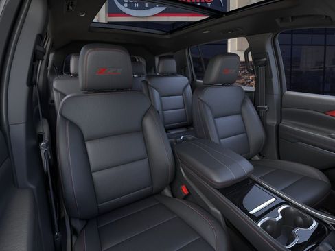 New 2026 Chevrolet Traverse Z71 AWD/4WD image 16