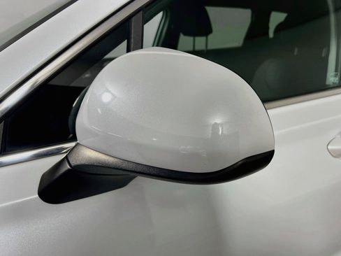 Used 2020 Hyundai Santa Fe SE FWD image 13