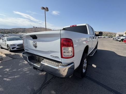 Used 2024 RAM 2500 Big Horn w/ Off Road Package AWD/4WD image 5