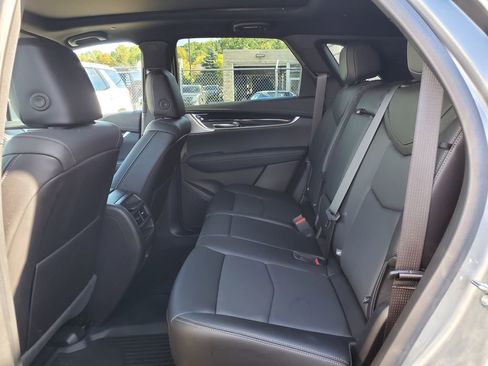 Certified 2024 Cadillac XT5 Premium Luxury w/ LPO, Floor Liner Package image 44