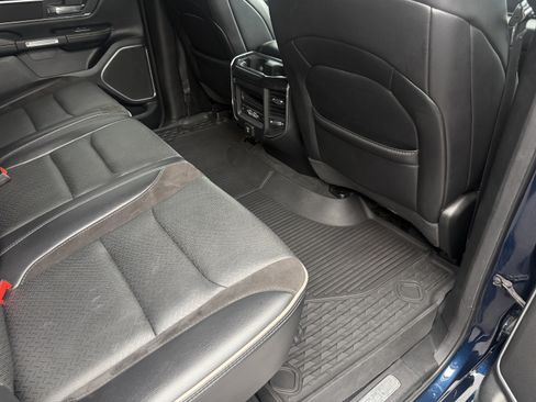 Used 2021 RAM 1500 Laramie w/ Sport Appearance Package AWD/4WD image 16