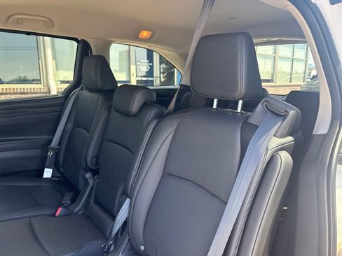 Certified 2026 Honda Odyssey EX-L image 41
