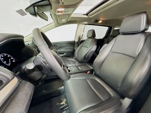 Used 2025 Honda Odyssey EX-L image 19