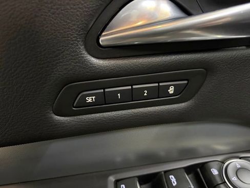 Used 2019 Cadillac XT4 Premium Luxury image 33