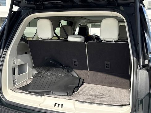 Used 2023 Lincoln Navigator Black Label image 21