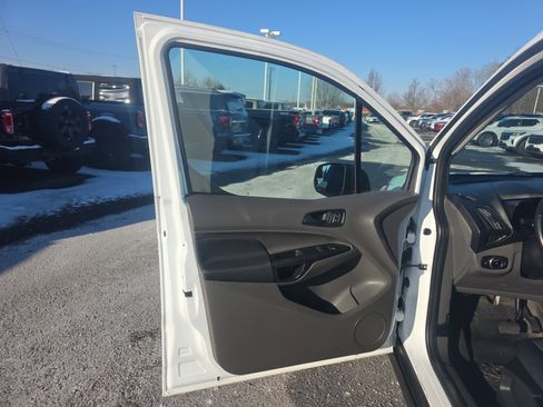 Certified 2019 Ford Transit Connect XL image 22