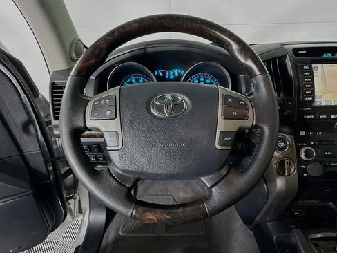 Used 2008 Toyota Land Cruiser image 15