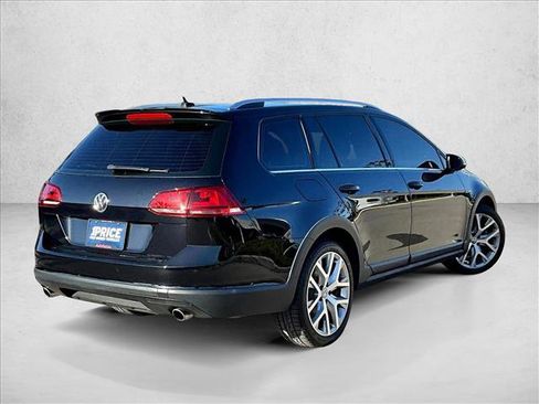 Used 2017 Volkswagen Golf Alltrack SEL AWD/4WD image 2