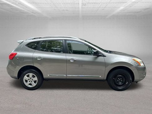 Used 2015 Nissan Rogue S w/ Convenience Package FWD image 7