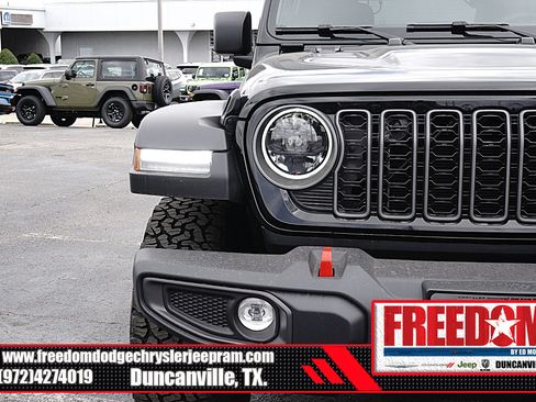New 2026 Jeep Wrangler Rubicon AWD/4WD image 38