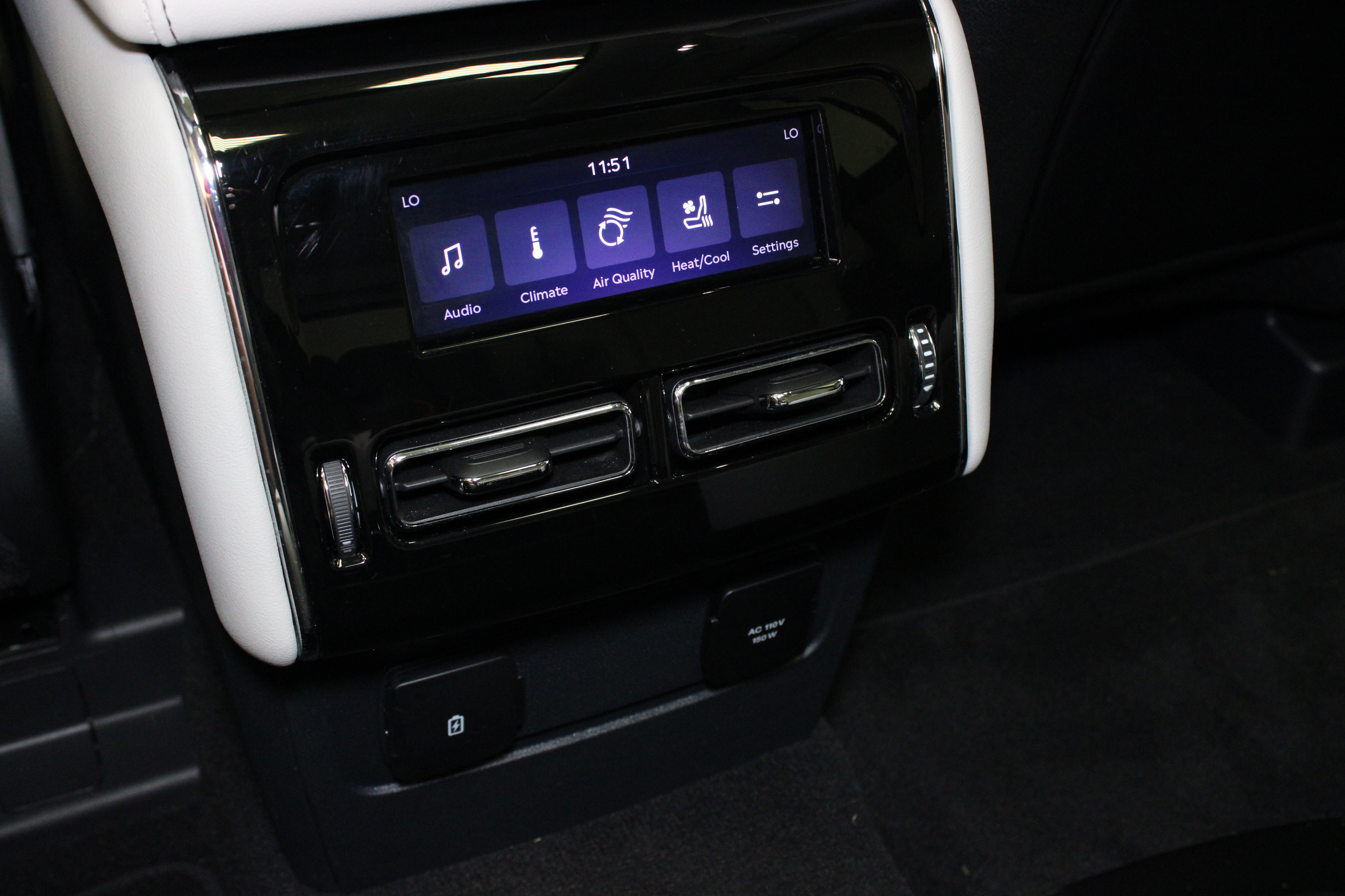 Used 2025 Lincoln Aviator Reserve w/ Luxury Package RWD image 35