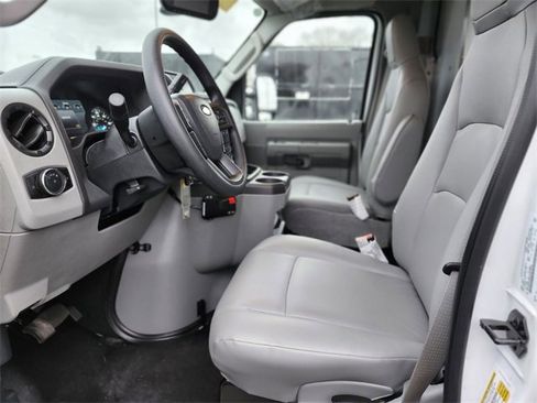 New 2026 Ford E-350 and Econoline 350 Super Duty w/ Power Equipment Group image 13