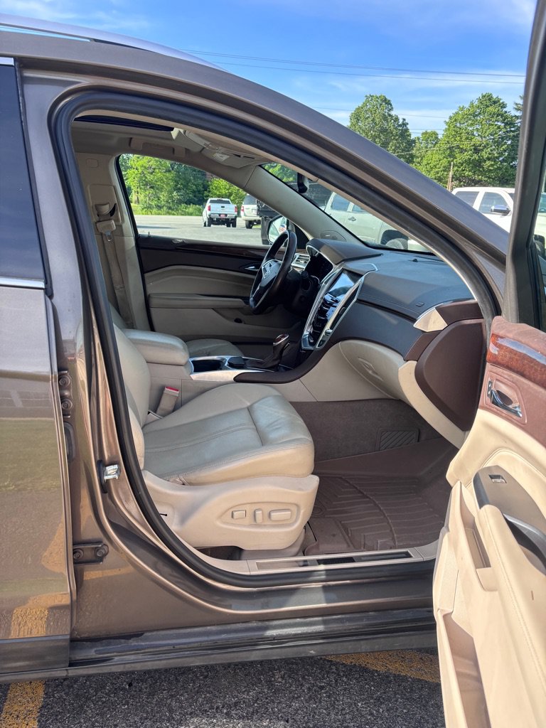 Used 2014 Cadillac SRX Luxury FWD image 11