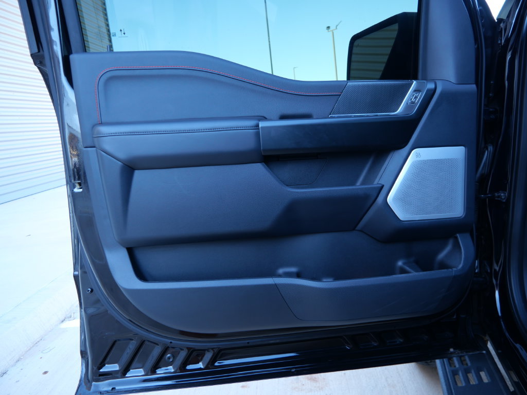 Used 2025 Ford F150 Raptor AWD/4WD image 19