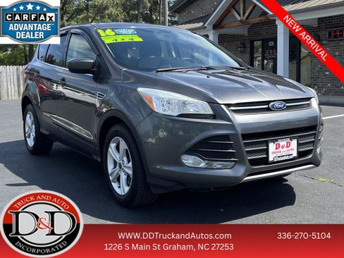 Used 2016 Ford Escape SE AWD/4WD image 1