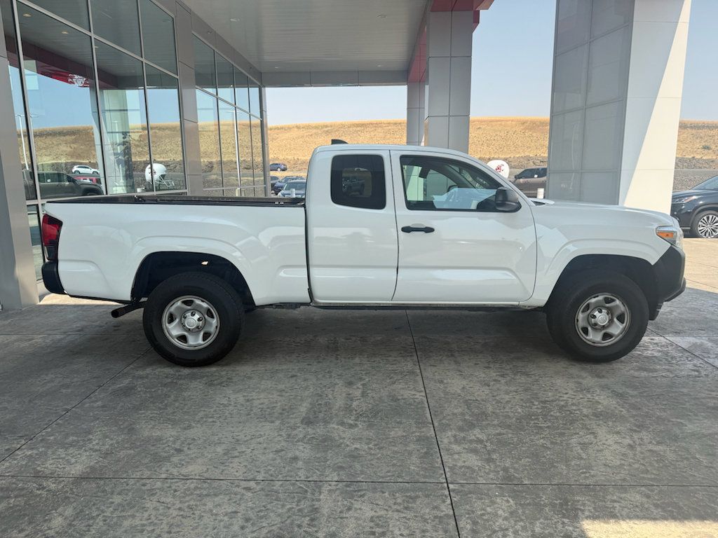 Used 2020 Toyota Tacoma SR RWD image 10