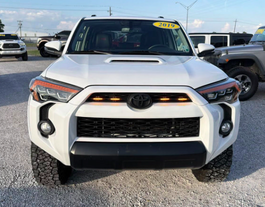 Used 2019 Toyota 4Runner TRD Off-Road Premium AWD/4WD image 8
