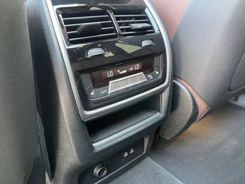 Used 2026 BMW X5 M60i AWD/4WD image 12