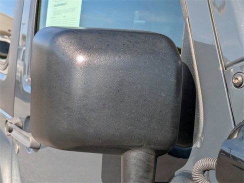 Used 2016 Jeep Wrangler Sport image 12