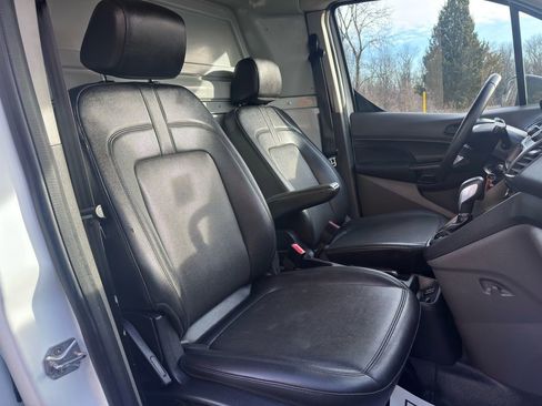 Used 2022 Ford Transit Connect XL w/ CNG/LPG Engine Prep Package image 30