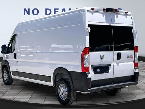 Used 2021 RAM ProMaster 2500 FWD image 4