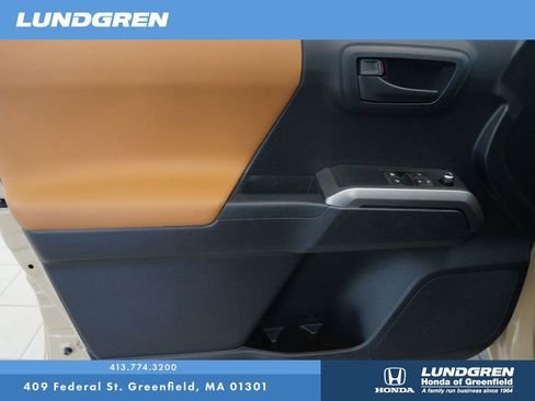 Used 2018 Toyota Tacoma SR5 image 14