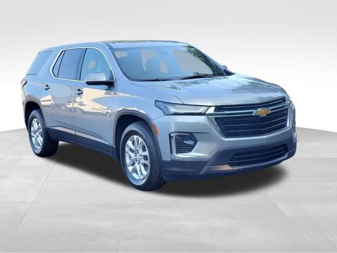 Certified 2023 Chevrolet Traverse LS w/ Safety Package AWD/4WD image 4