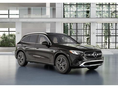 New 2026 Mercedes-Benz GLC 300 image 11