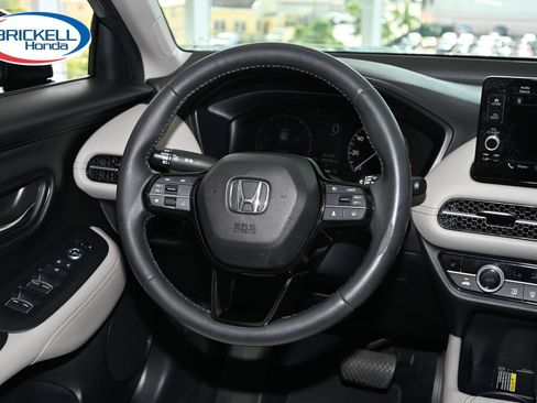 Used 2024 Honda HR-V EX-L image 22