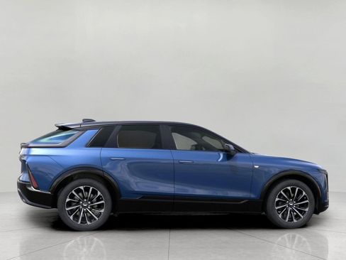 New 2026 Cadillac Lyriq Sport w/ LPO, Floor Liner Package RWD image 5