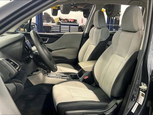 Used 2022 Subaru Forester image 25
