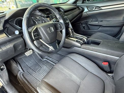 Used 2017 Honda Civic Sport image 16