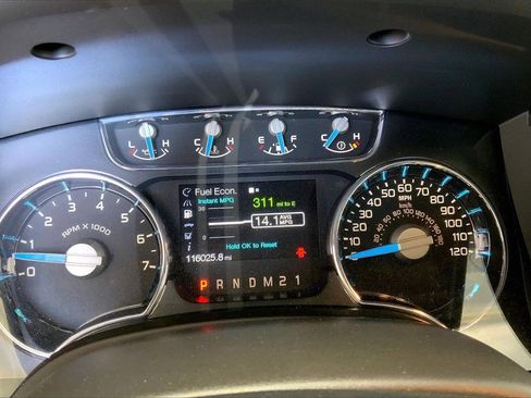 Used 2014 Ford F150 Lariat w/ Equipment Group 502A Luxury image 18