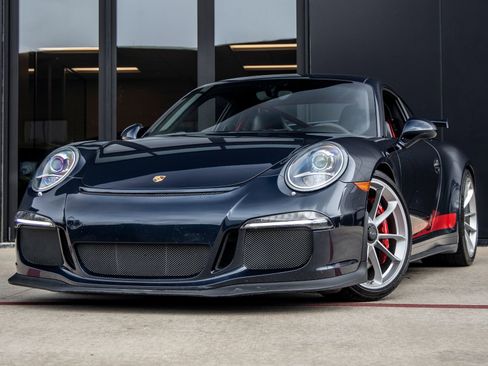 Certified 2015 Porsche 911 GT3 image 1