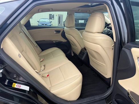 Used 2013 Toyota Avalon XLE Touring image 16