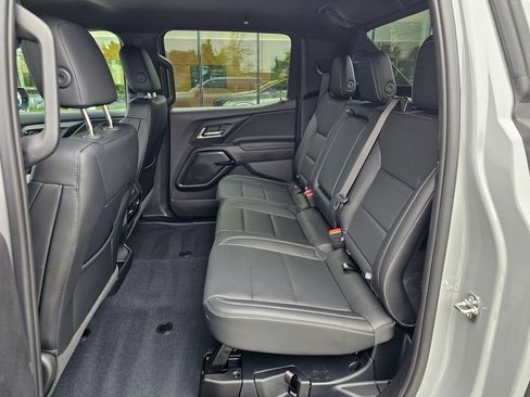 Used 2026 Chevrolet Silverado EV LT AWD/4WD image 17