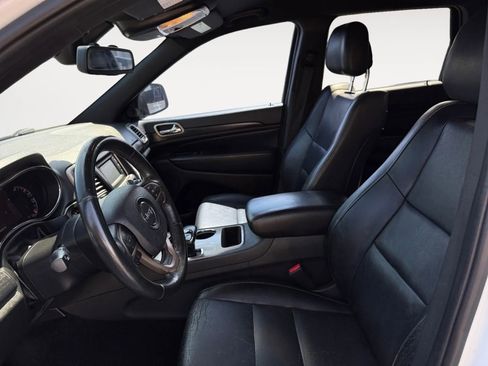 Used 2014 Jeep Grand Cherokee Laredo w/ Quick Order Package 23E image 10