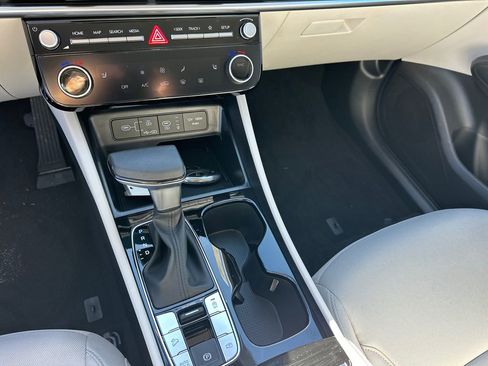 New 2025 Hyundai Tucson SEL image 32