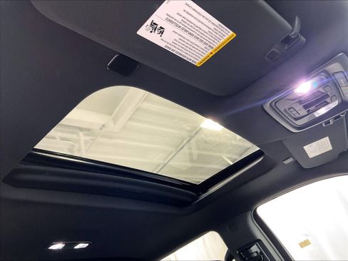 Used 2025 Chevrolet Silverado 1500 High Country w/ Midnight Edition image 21