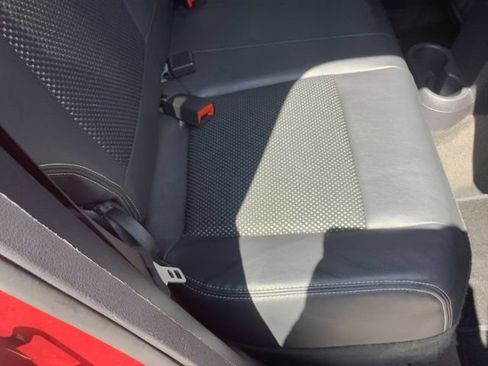 Used 2014 Jeep Compass Latitude FWD image 15