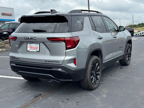 Used 2026 GMC Terrain Elevation w/ Elevation Premium Package FWD image 3