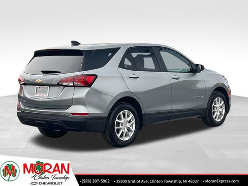 Certified 2024 Chevrolet Equinox LS w/ LS Convenience Package image 6